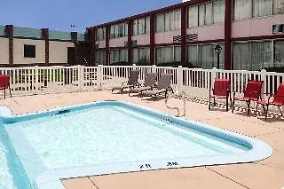 Hotel Econo Westside 3*