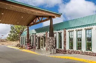 Hotel Econo Westside 3*